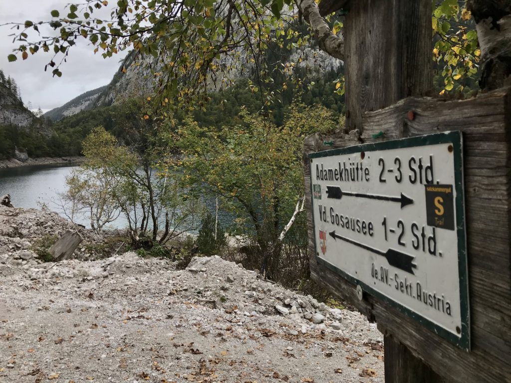 Salzkammergut wandern - gut zwei Stunden vom hinteren See auf die Adamekhütte